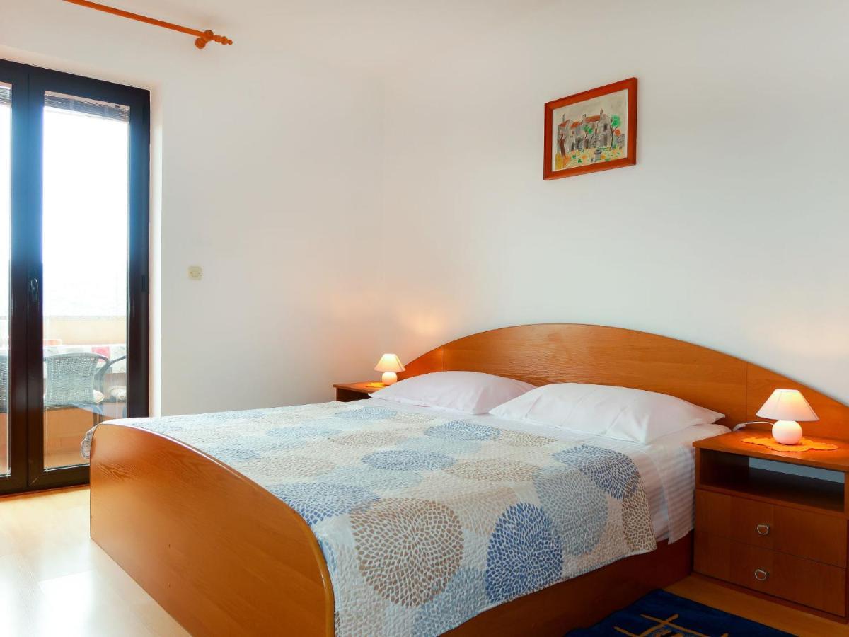 Apartment Rosić - KRK218 Kornić Zewnętrze zdjęcie