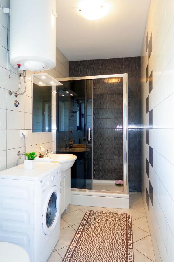 Apartment Rosić - KRK218 Kornić Zewnętrze zdjęcie