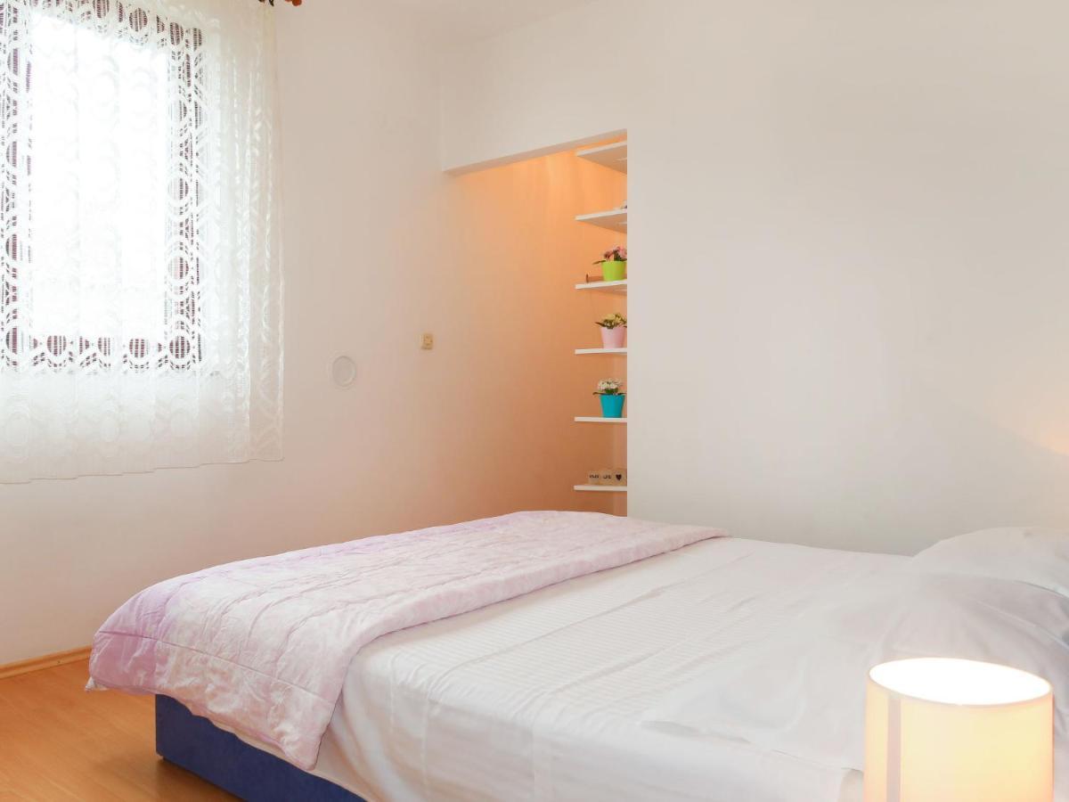 Apartment Rosić - KRK218 Kornić Zewnętrze zdjęcie