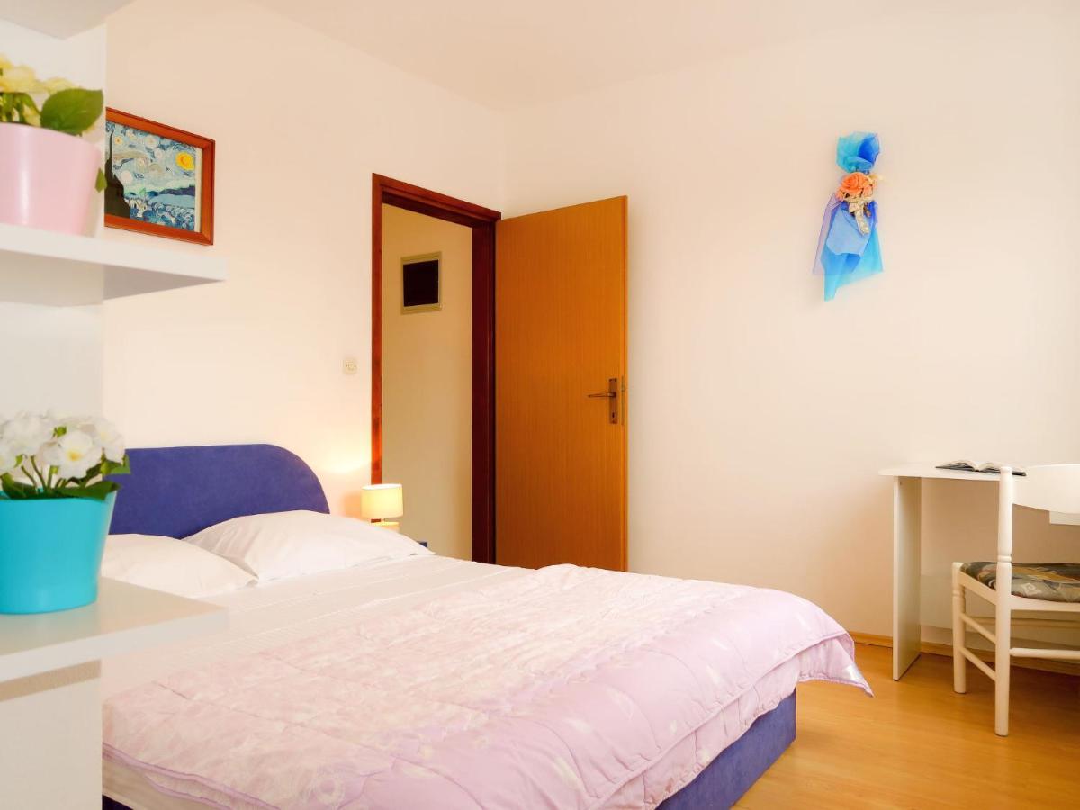 Apartment Rosić - KRK218 Kornić Zewnętrze zdjęcie